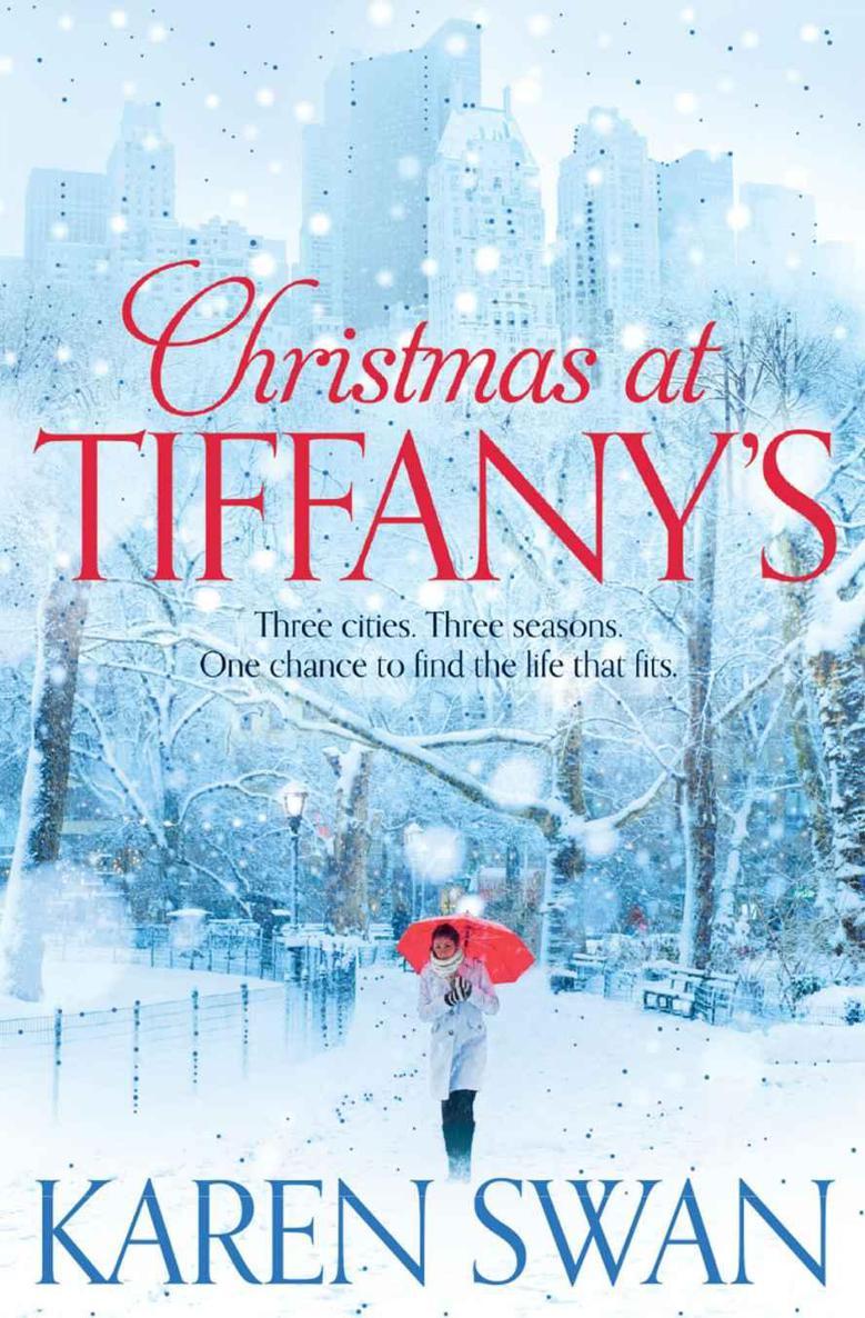 Book cover of Christmas At Tiffany's by Karen Swan