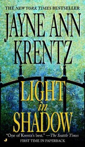 Book cover of Light In Shadow by Jayne Ann Krentz