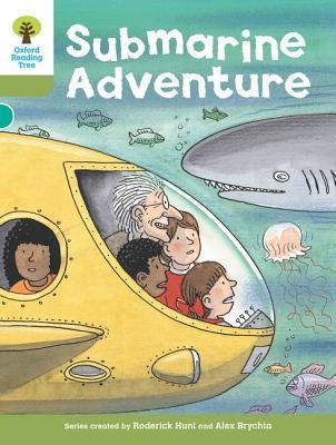 Book cover of Submarine Adventure by Roderick Hunt, Alex Brychta (Illus.)