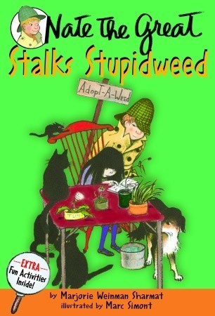 Book cover of Nate The Great Stalks Stupidweed by Marjorie Weinman Sharmat, Marc Simont (Illus.)