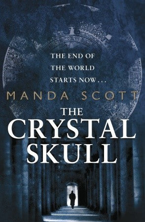 Book cover of The Crystal Skull by Manda Scott