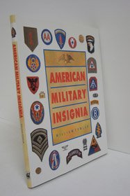 Book cover of American Military Insignia by William Fowler