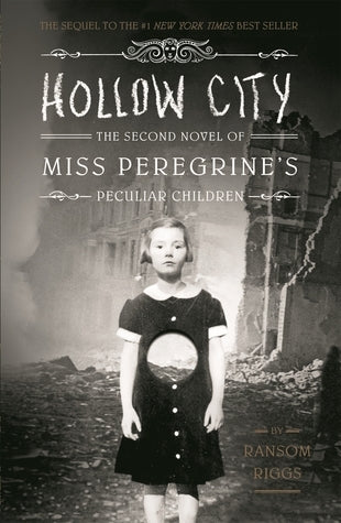 Book cover of Hollow City by Ransom Riggs