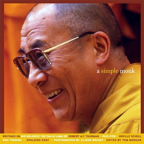 Book cover of A Simple Monk: Writings on His Holiness the Dalai Lama by Tom Morgan (Ed.)