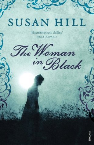Book cover of The Woman In Black by Susan Hill