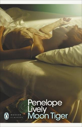 Book cover of Moon Tiger by Penelope Lively, Anthony Thwaite (Introduction)