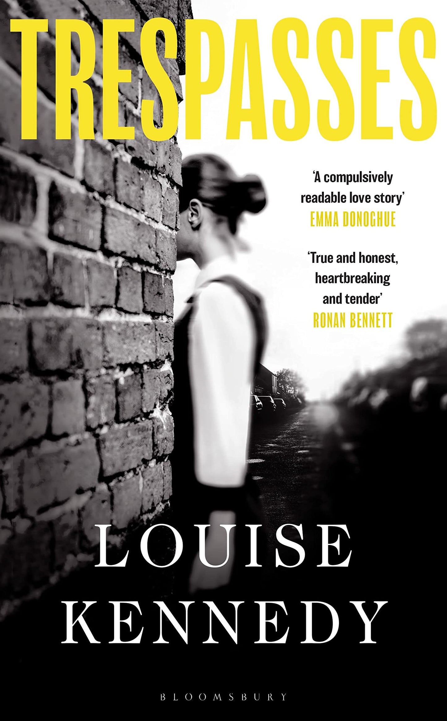 Book cover of Trespasses by Louise Kennedy