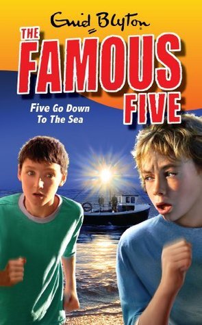 Book cover of Five Go Down to the Sea by Enid Blyton
