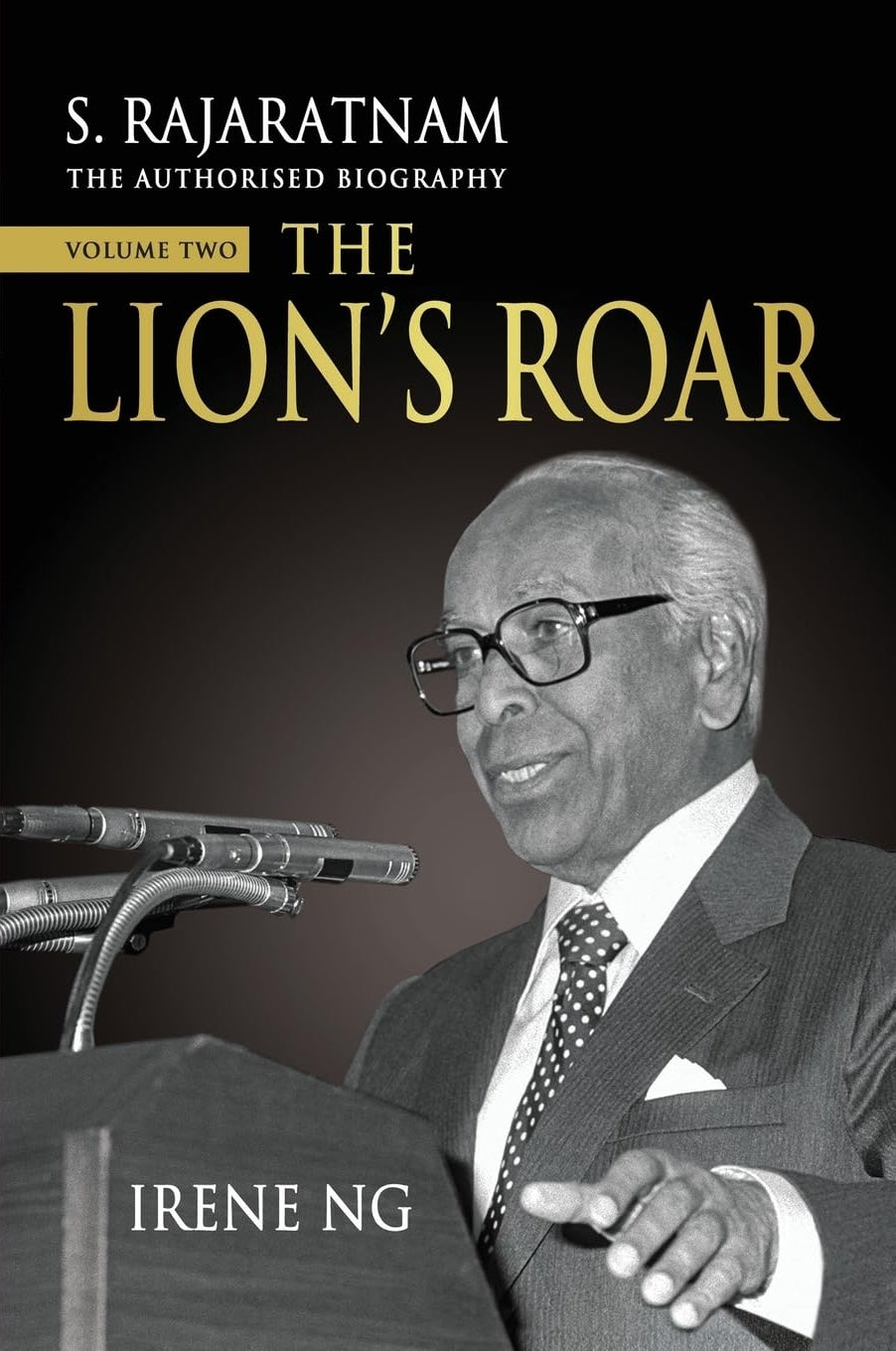 Book cover of The Lion’s Roar by Irene Ng