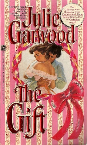 Book cover of The Gift by Julie Garwood