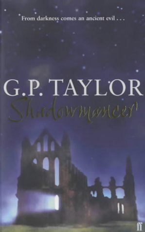 Book cover of Shadowmancer by G.P. Taylor