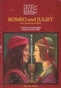 Book cover of Romeo and Juliet by William Shakespeare, Robert Wilks (Ed.)