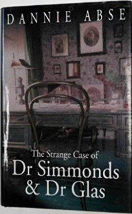 Book cover of The Strange Case of Dr. Simmons and Dr. Glas by Dannie Abse