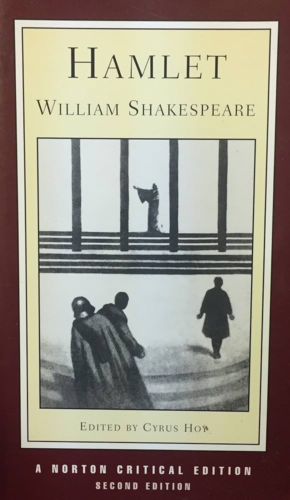 Book cover of Hamlet by William Shakespeare, Cyrus Hoy (Ed.)