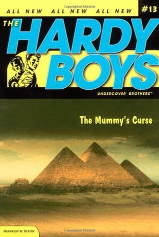 Book cover of The Mummy's Curse by Franklin W. Dixon