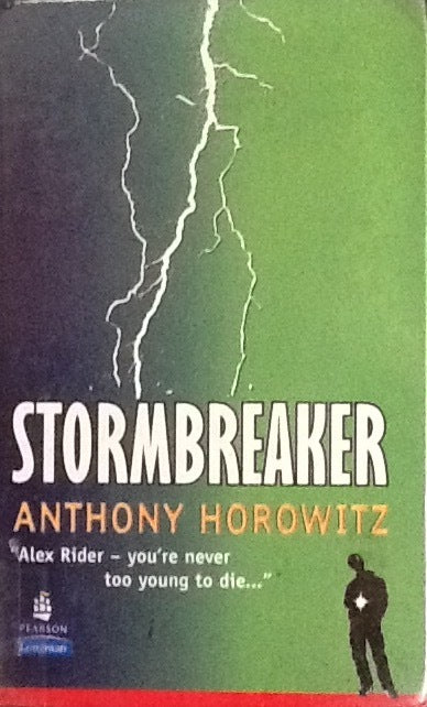 Book cover of Stormbreaker by Anthony Horowitz