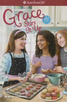 Book cover of Grace Stirs It Up by Mary Casanova, Sarah Davis (Illus.)