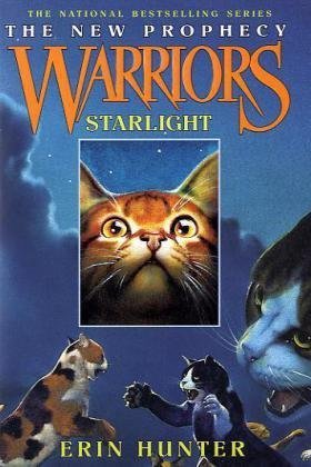 Book cover of Starlight by Erin Hunter