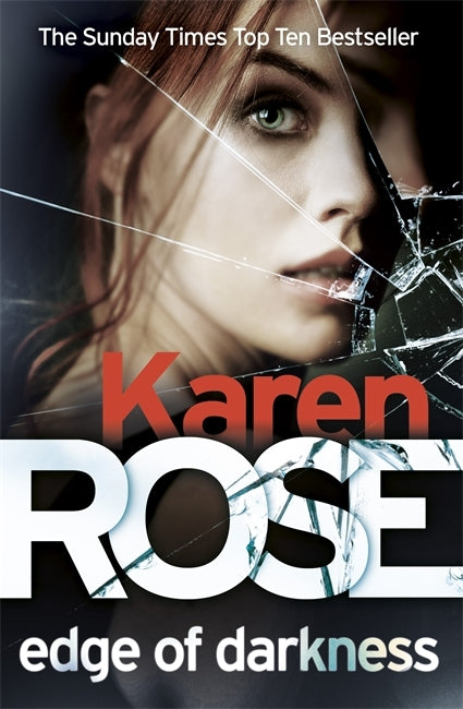 Book cover of Edge Of Darkness by Karen      Rose