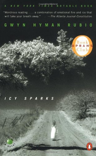 Book cover of Icy Sparks by Gwyn Hyman Rubio