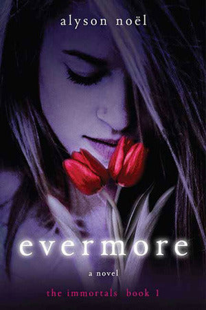 Book cover of Evermore by Alyson Noel