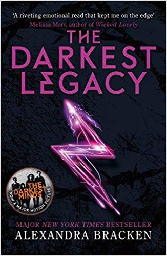 Book cover of The Darkest Legacy by Alexandra Bracken