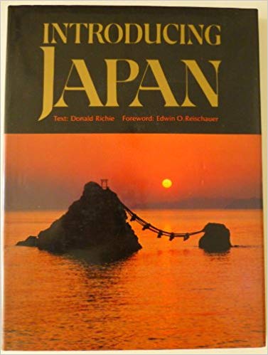 Book cover of Introducing Japan by Donald Ricjie