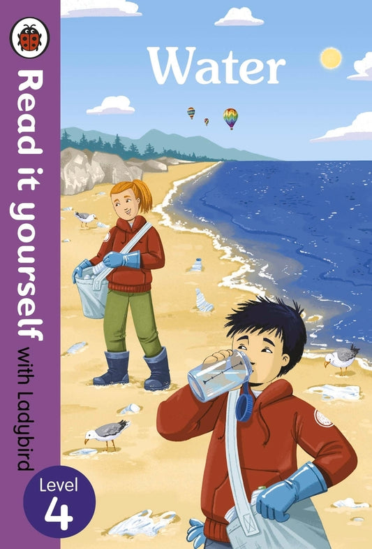 Book cover of Water: Read It Yourself With Ladybird Level 4 by Ladybird Books