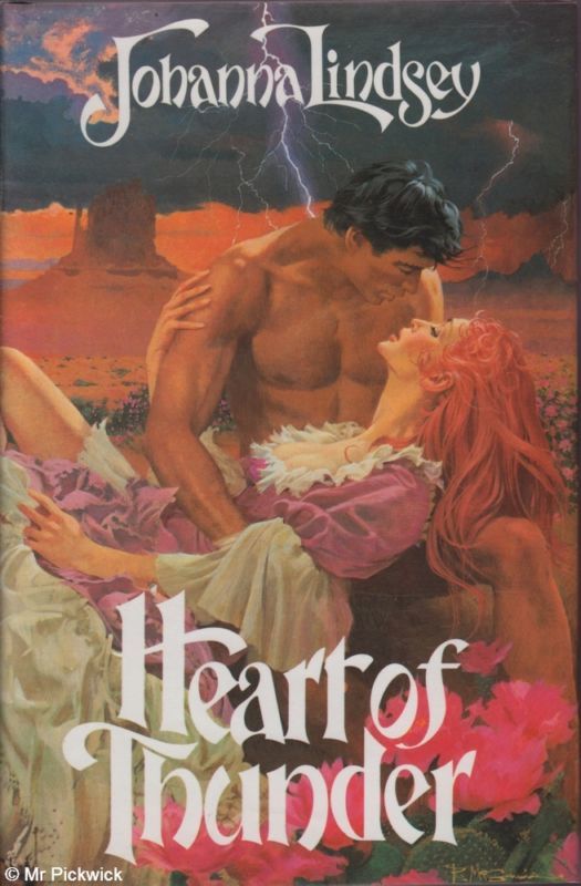 Book cover of Heart Of Thunder by Johanna Lindsey
