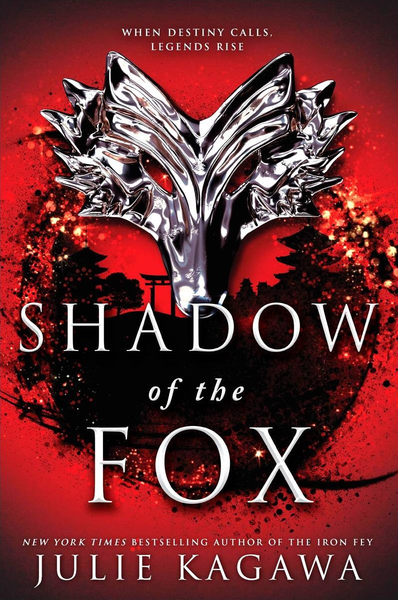 Book cover of Shadow Of The Fox by Julie Kagawa