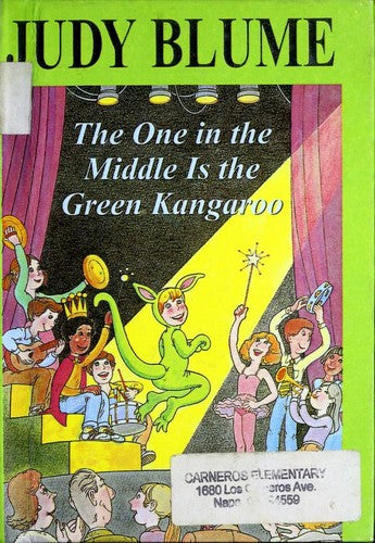 Book cover of The One in the Middle Is the Green Kangaroo by Judy Blume, Amy Aitken (Illus.)