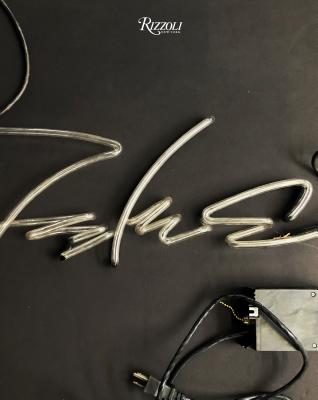 Book cover of Futura: The Artist's Monograph by Futura, Agnes B (Contrib.), Jeffrey Dietch (Contrib.), Stash (Contrib.)