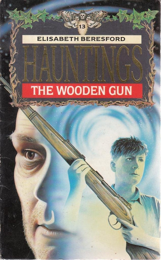 Book cover of The Wooden Gun by Elisabeth Beresford