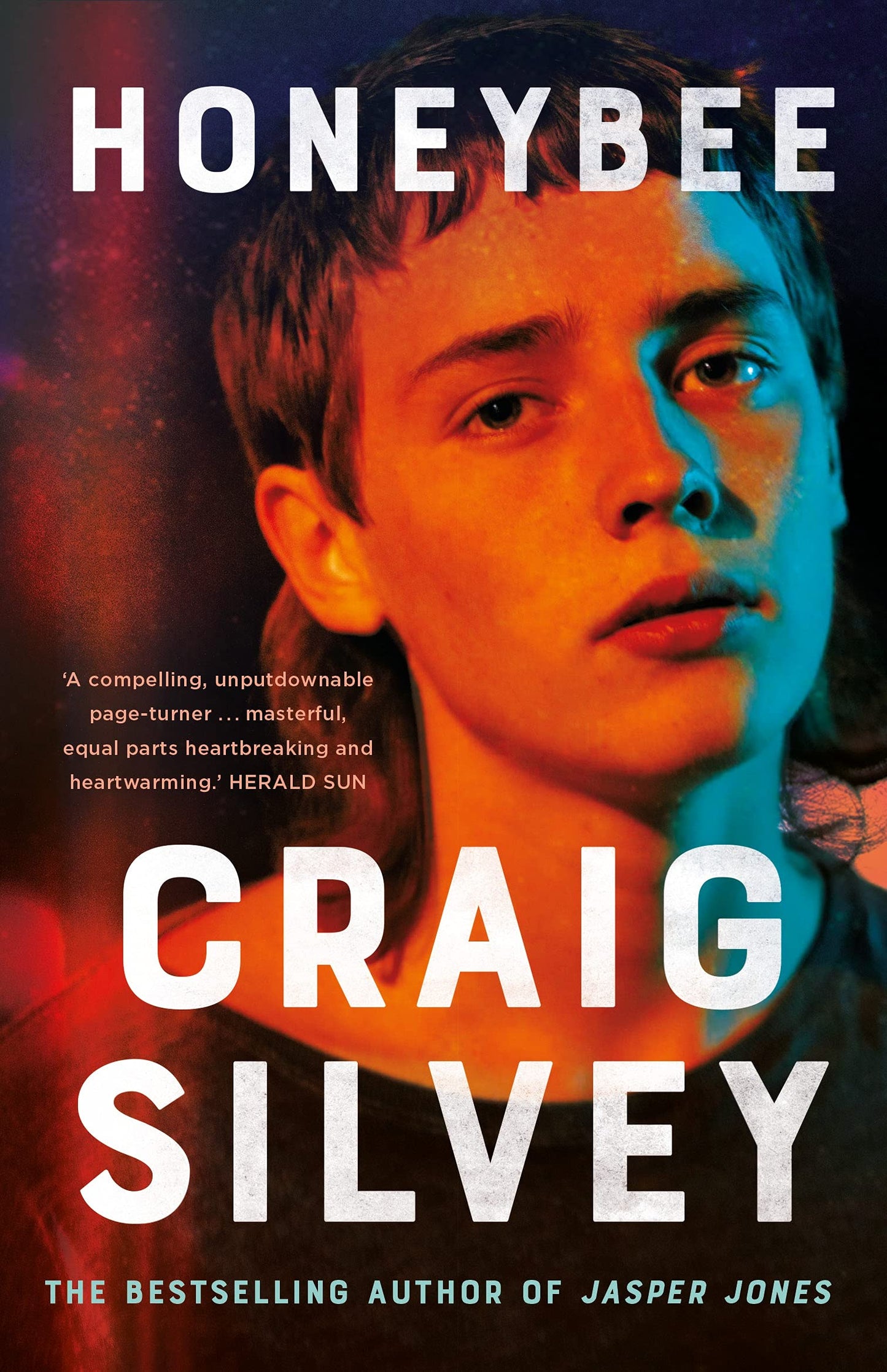 Book cover of Honeybee by Craig Silvey