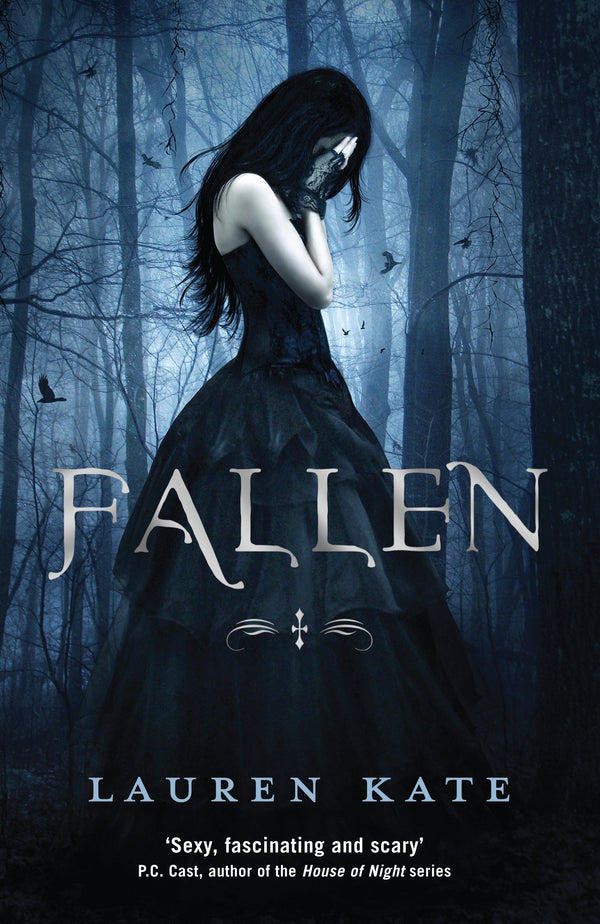 Book cover of Fallen by Lauren Kate