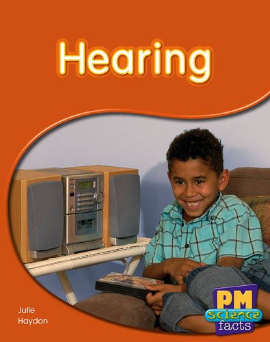 Book cover of Hearing by Annette Smith